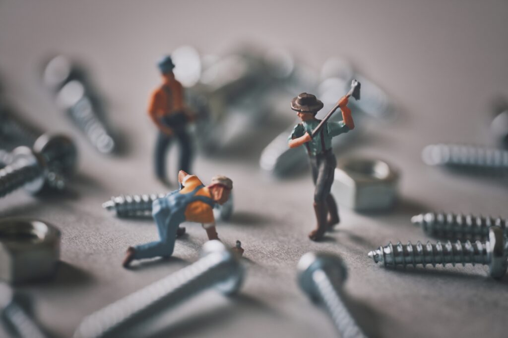 List of Characteristics of “Commonly Used Screws and Bolts”