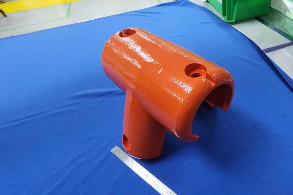 鉄鋳造＋マシニング加工＋ウレタン塗装品1